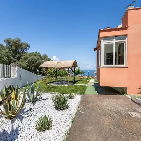 Holiday home Juliette's